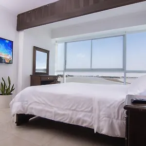 8 Vista Al Río Riverfront 2, Puerto Santa Ana, Apartamento Guayaquil